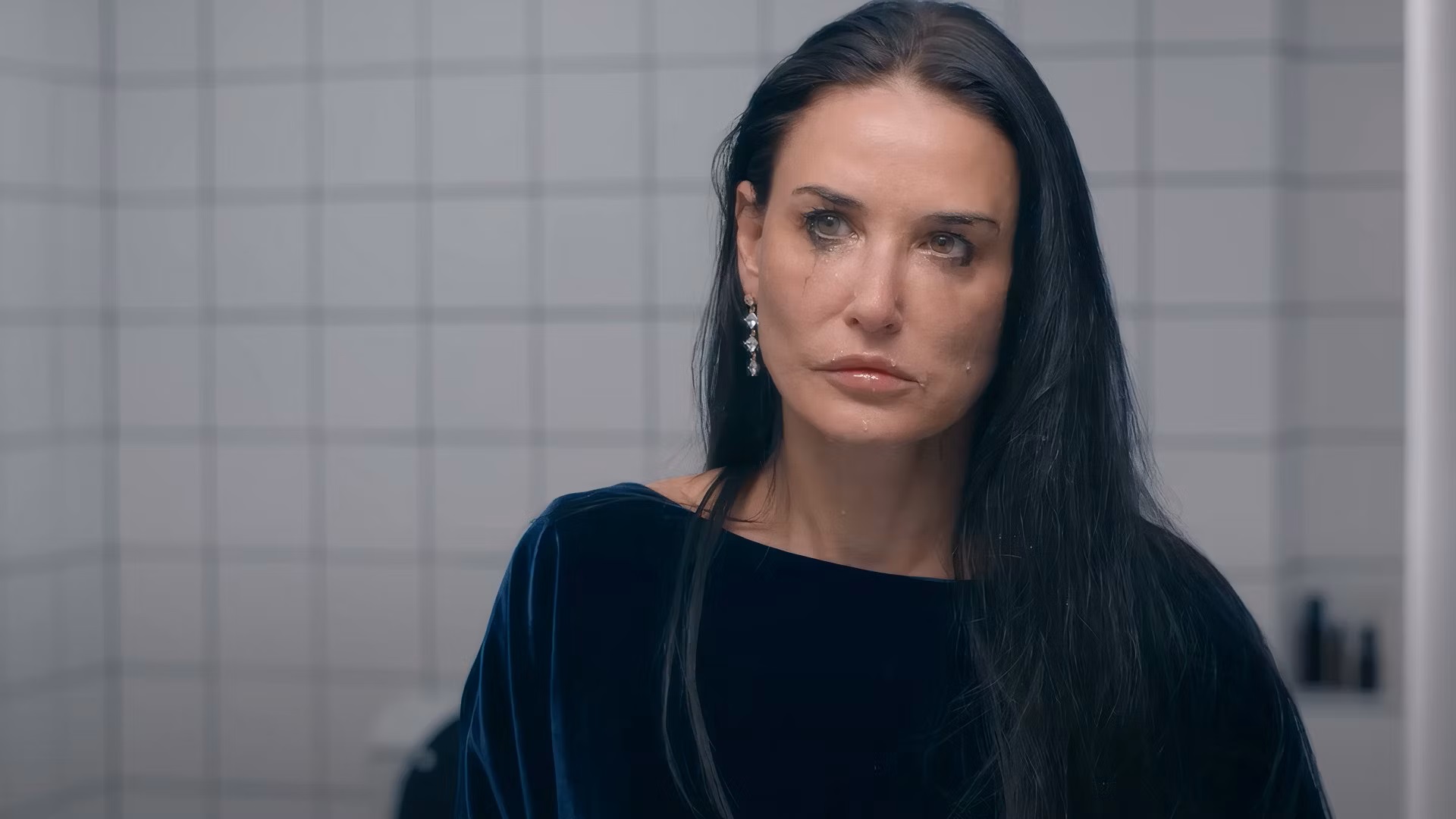 Il nuovo trailer italiano di The Substance, con Demi Moore e Margaret Qualley