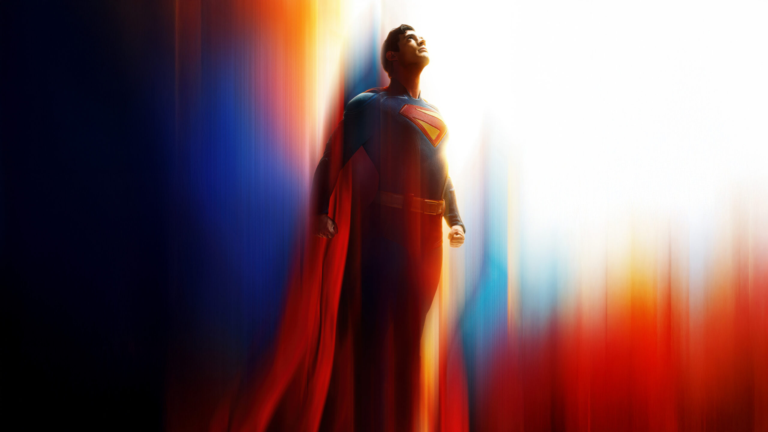 Superman vola nel primo trailer del film DC di James Gunn