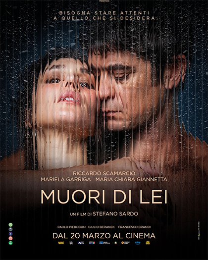 La recensione di Muori di lei, il film con Riccardo Scamarcio e Maria Chiara Giannetta