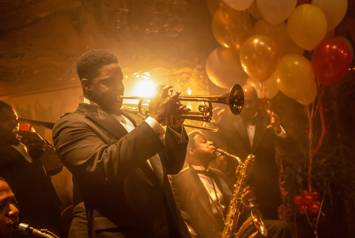 Un'immagine di Jovan Adepo in Babylon (2022) di Damien Chazelle